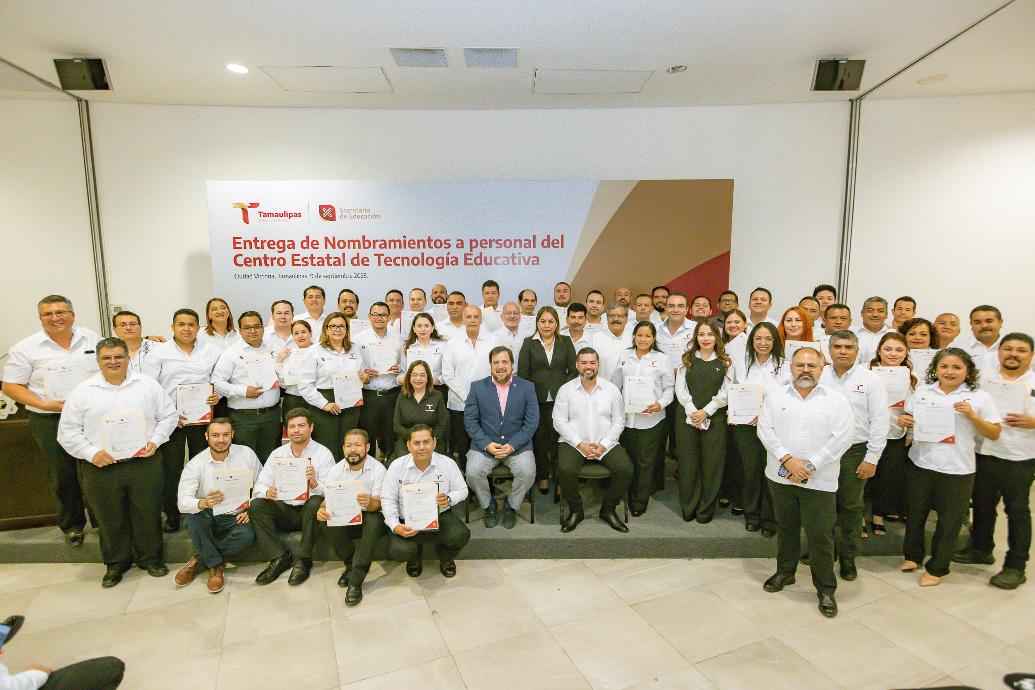 09 DE SEPTIEMBRE ENTREGA DE BASE CETE EN CRETAM